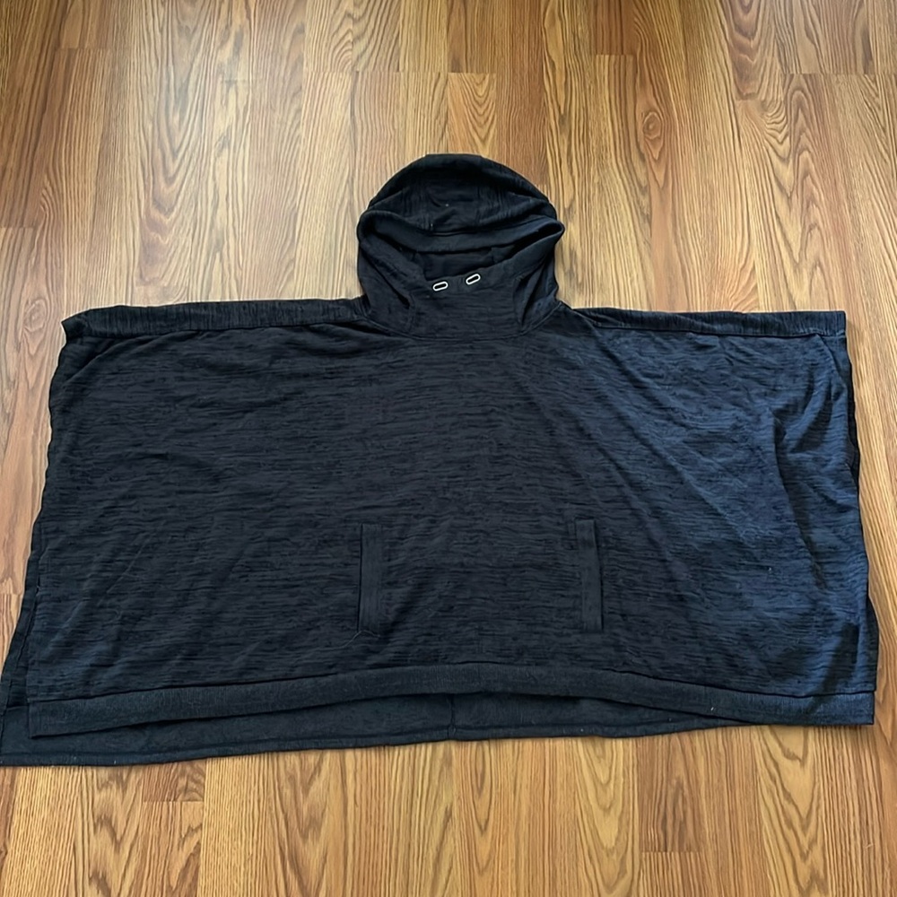 Athleta poncho